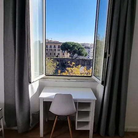 Felix Domi Roma