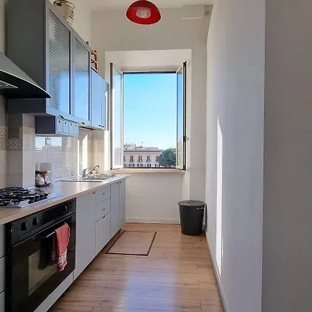 Felix Domi アパート *